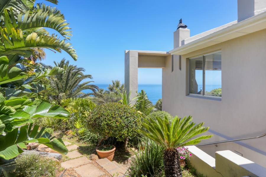 To Let 4 Bedroom Property for Rent in Bakoven Western Cape